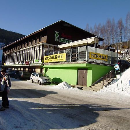 Hotel Nico Špindlerŭv Mlýn Екстериор снимка